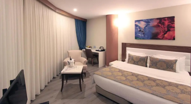 Люкс Forum Suite Otel