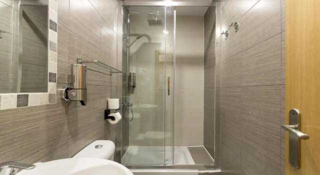 Номер Superior Hostal Art Madrid