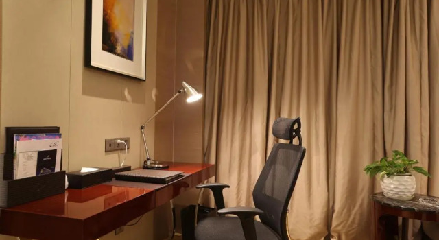 Номер Executive Country Garden Airport Phoenix Hotel