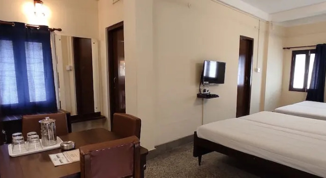 Четырёхместный номер Standard Hotel Saluja
