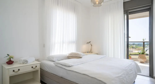 Апартаменты Alloro First Line To The Beach