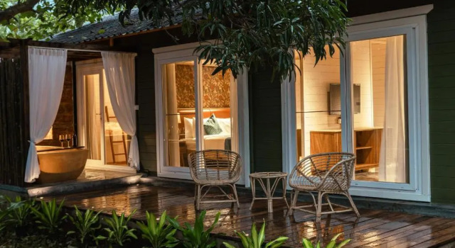 Люкс с видом на сад LaRiSa Resort & Spa, Ashwem