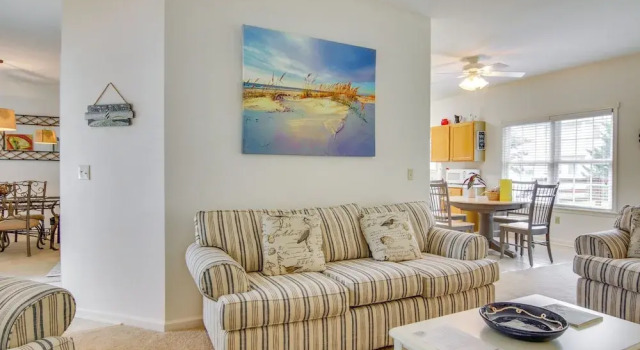Nautical Family Home w/ Deck, Near Bethany Beach!, Book Hotel Hoteller i Sea Colony med parkering, Parkering