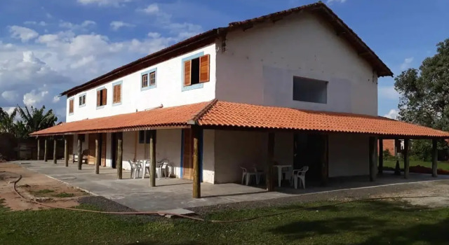 Pousada Campina do Monte Alegre, Забронировать Отель Кампина-ду-Монти-Алегри штат Сан-Паулу