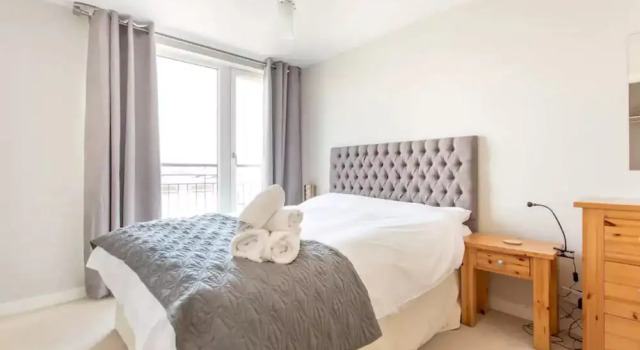 2 Bedroon Apartment With Balcony And Seaviews, Prenota Appartamento Hotel a Midlothian con parcheggio, Parcheggio