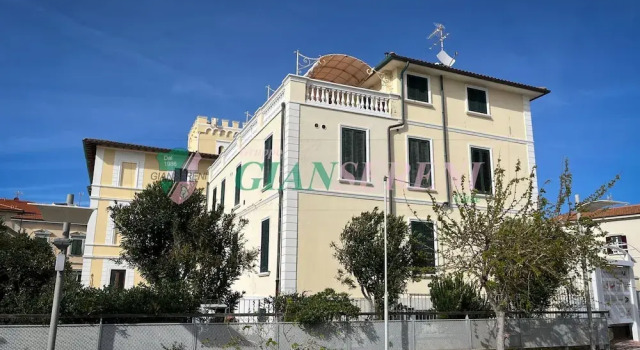 Apartment in Central Area and Close to the Port-rif Saggi