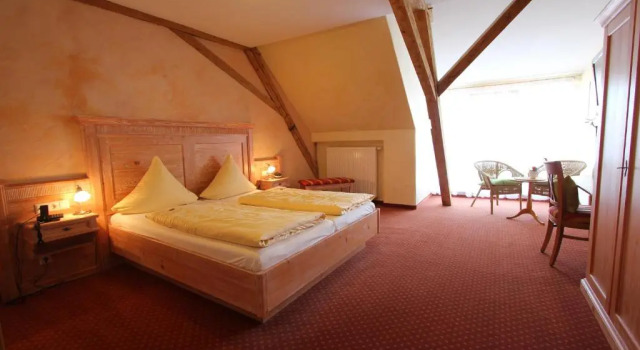 Семейный номер Standard Weinhotel / Gasthaus zur Sonne