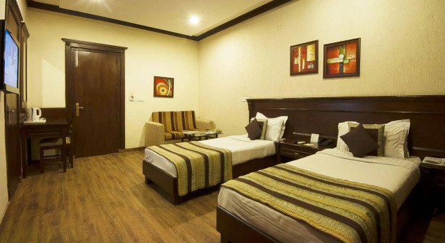 FabHotel Siris 18 - Aravali Biodiversity Park, Забронировать Отель Гургаон 