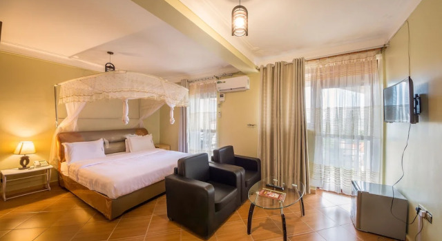 Habitación doble De lujo con balcón Adinan Property Pros