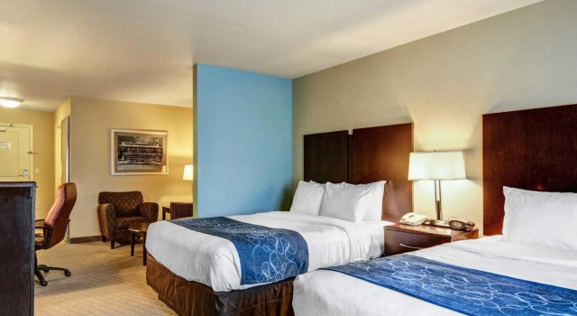 Двухместный номер Standard Comfort Suites near Hot Springs Park