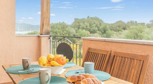 Glori House 50m From Marina di Olbia, Забронировать Апартаменты/квартира Апартаменты Ольбия, рядом с Порт Ольвии, Апартаменты/квартира