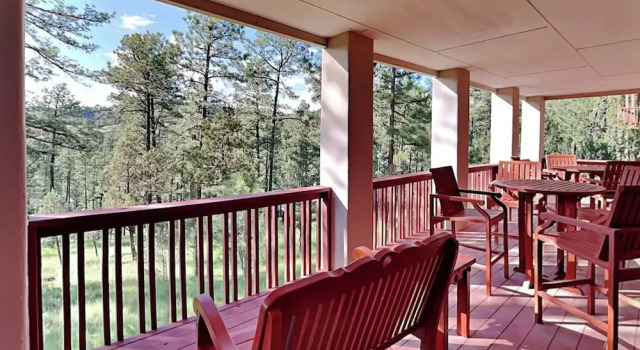 Коттедж с 4 комнатами с балконом Sierra Silver by Ruidoso Vacation Rentals