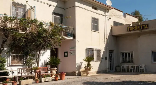 Bed And Breakfast Torretta, Book Hotel Hotels in Abruzzo with Parking, Parking