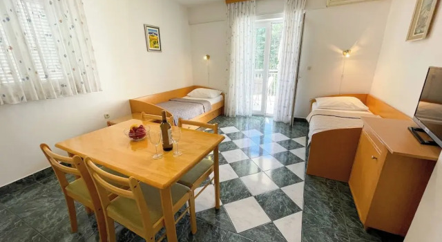 Apartman Villa Ljiljana 4, Забронировать Апартаменты/квартира Отели Приморско-Горанской жупания с парковкой, Парковка