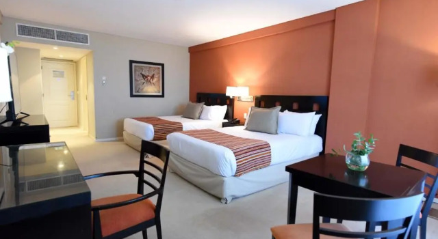 Четырёхместный номер Standard Camberland Resort & Spa Ramallo