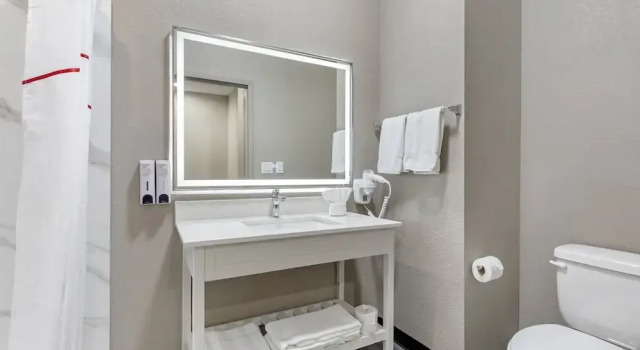 Номер Superior Red Roof Inn Hutchins