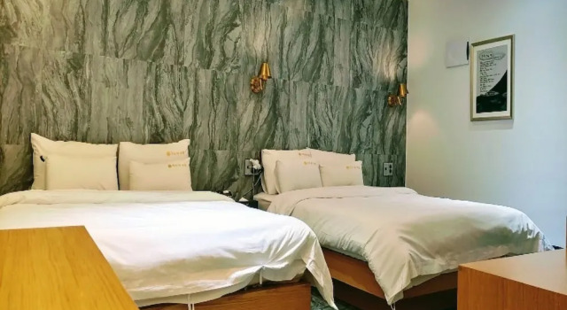 Люкс Deluxe Gukje Business Hotel