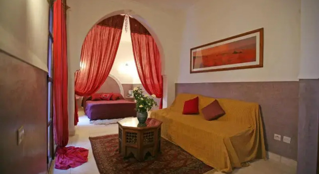 Camera quadrupla Standard Riad Marélia