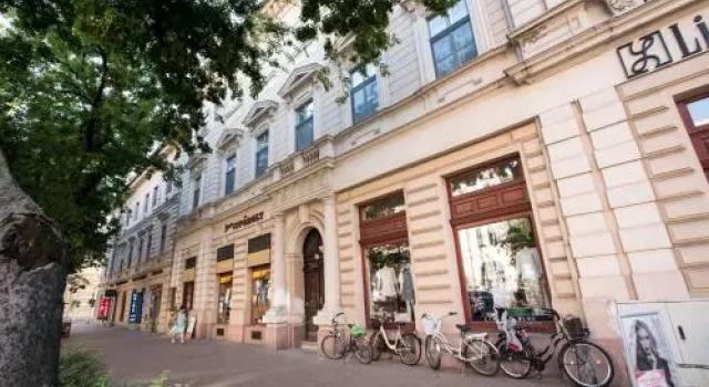 City Center Stúdió Apartmanok, Забронировать Отель Сегед Чонград, рядом с New Synagogue