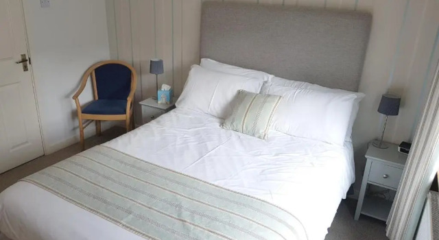 Четырёхместный номер Standard Ferry House Inn