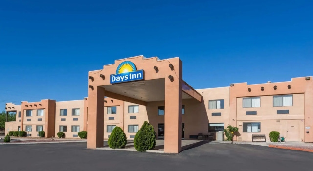 Days Inn by Wyndham Benson, Book Hotel Hoteller i Benson med pool, Swimmingpool