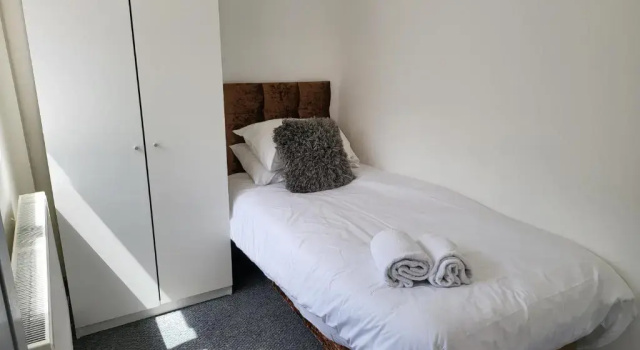 Vetrelax Colchester 3bedroom house
