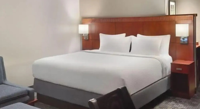 Двухместный номер Standard Courtyard by Marriott Birmingham Downtown at UAB