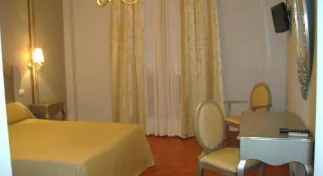 Hostal Santa Cruz