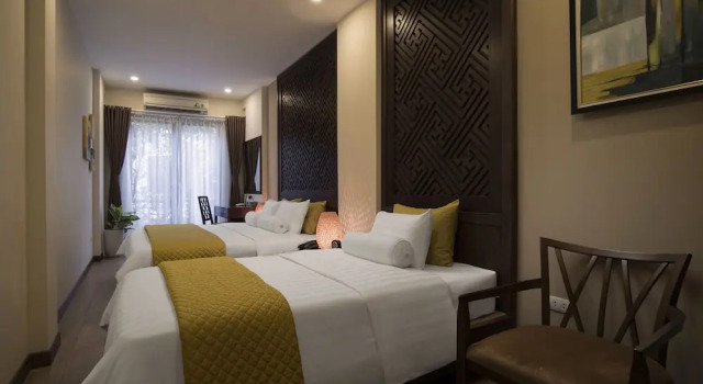 Четырёхместный семейный номер Standard Hanoi Lakeside Premium Hotel & Travel