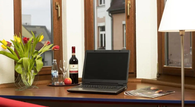 Двухместный номер Standard Hotel & Apartments Fürstenhof am Bauhaus