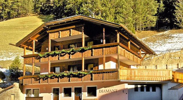 Cosy apartment house Diamant in Santa Cristina