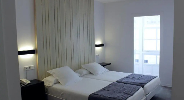 Двухместный номер Standard Hotel Lois