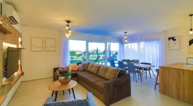 Modern Villa, Heated Private Pool, Close to the Sea, In-between Split & Trogir