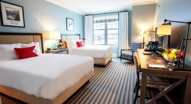 Четырёхместный номер Classic с видом на город Beauport Hotel Gloucester