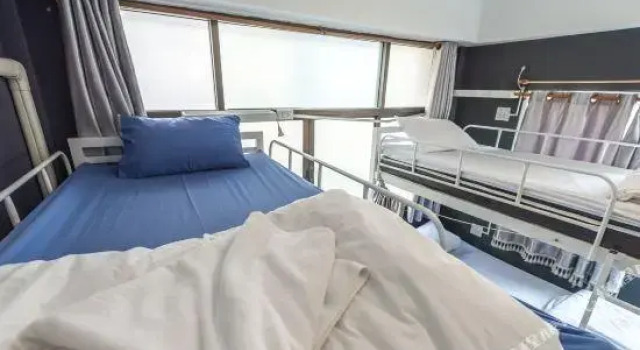 Кровать в общем номере Mahannop Hostel