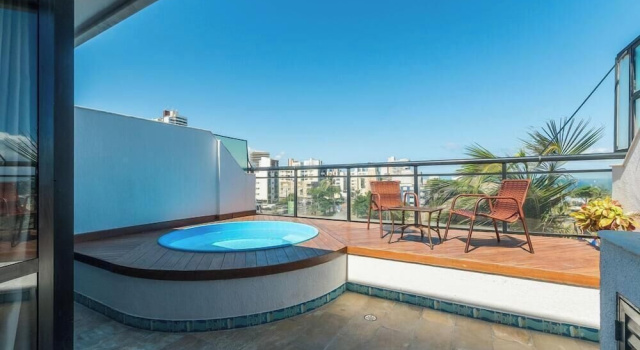 Апартаменты Fully Equipped Apartments in a Building With Pool, 40 m From the Beach in Salvador Mpas
