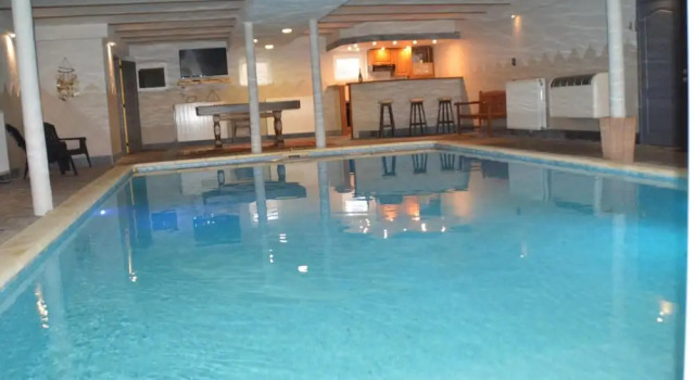 Коттедж Verviers Villa with Sauna