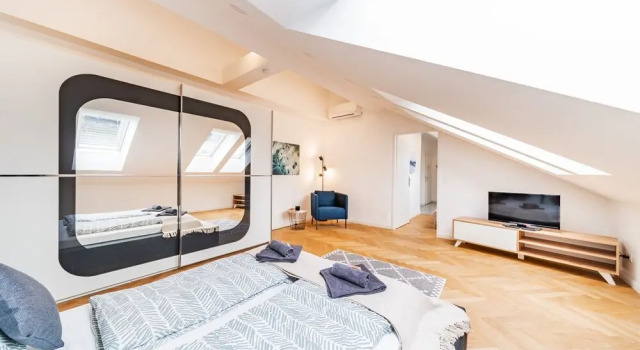 Terrace Apartment near Danube