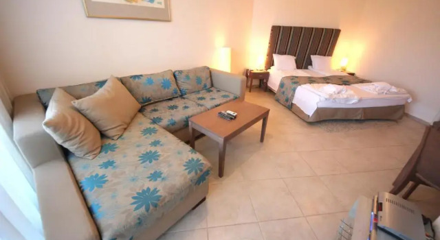Апартаменты Deluxe Menada Sozopol Apartments