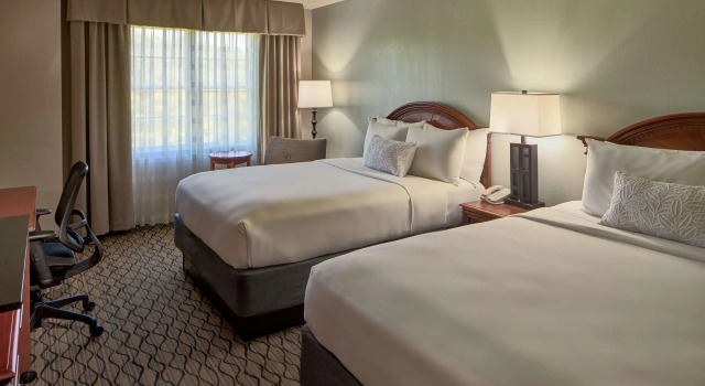 Четырёхместный номер Deluxe Sonesta Atlanta Airport South