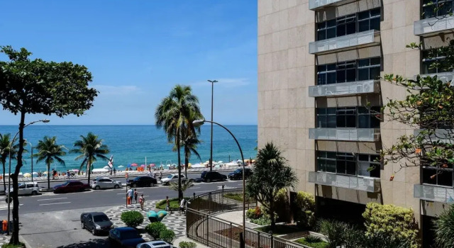 Апартаменты Sea View 1 Minute From Leblon Beach Gu301