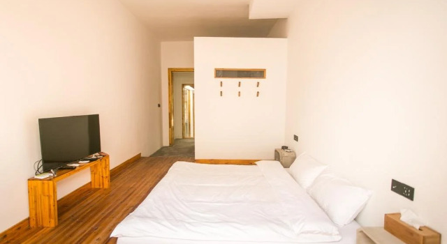Yiyun Boutique Inn (Tongli Juepin Design)