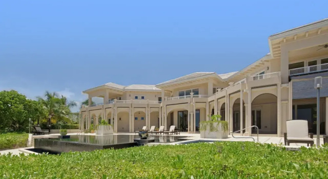 Morning Glory (Villa), Забронировать Отель Отели Grand Cayman с парковкой, Парковка
