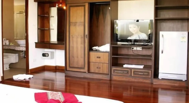Люкс Chaweng Lake View Condotel