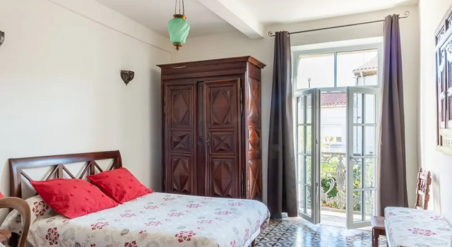 Elegant Holiday Home in Olonzac With Private Swimming Pool, Réserver Hôtel Olonzac Canal du Midi