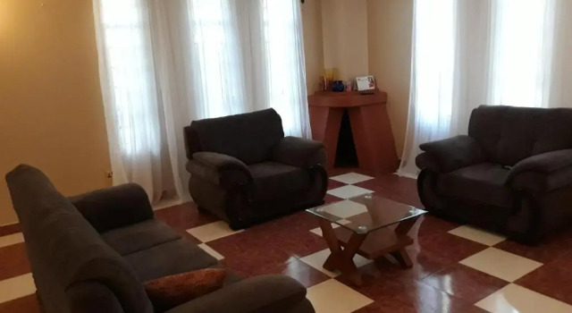 Palm Airport Suites, Prenota Hotel Hotel economici a Syokimau