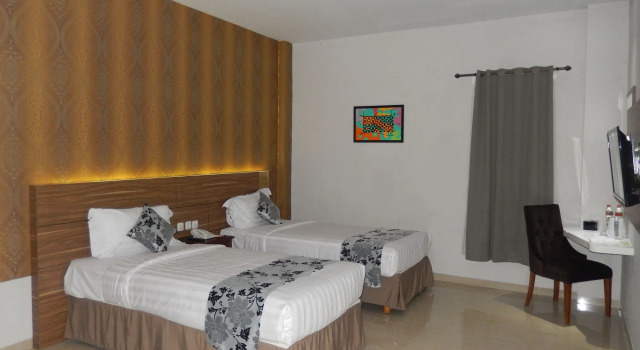 Grand Amira Hotel