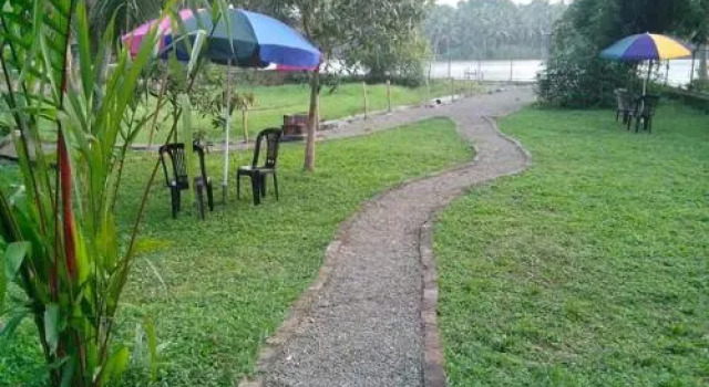 Dream Shore, Забронировать Отель Отели штата Кералы с парковкой, Парковка