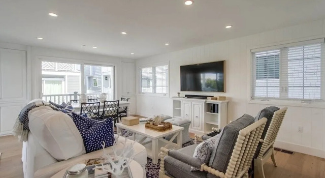 The Shores 5 3 Bedroom Home, Забронировать Дом для отпуска Ла-Хойя Сан-Диего, рядом с Scripps Beach