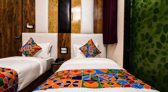 Номер Deluxe Hotel Dollar Inn